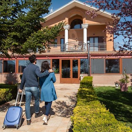 Locanda Ballaro Relais Di Campagna Deliceto Exterior foto