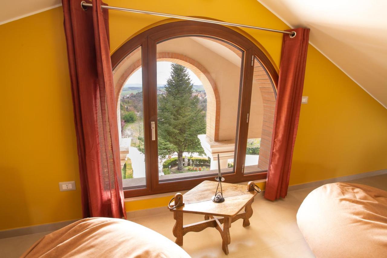 Locanda Ballaro Relais Di Campagna Deliceto Exterior foto